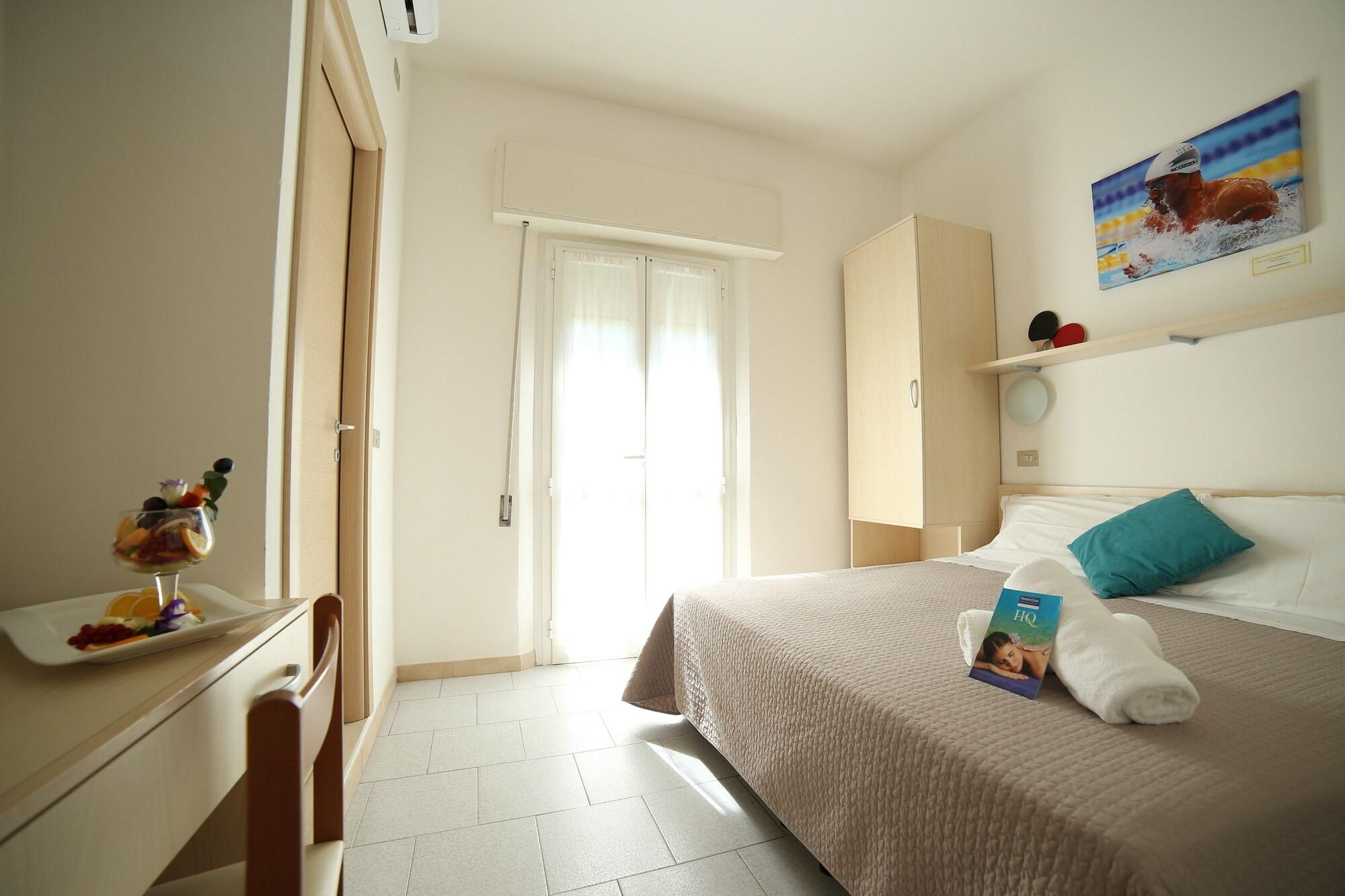 Sportur Club Hotel Cervia Bagian luar foto