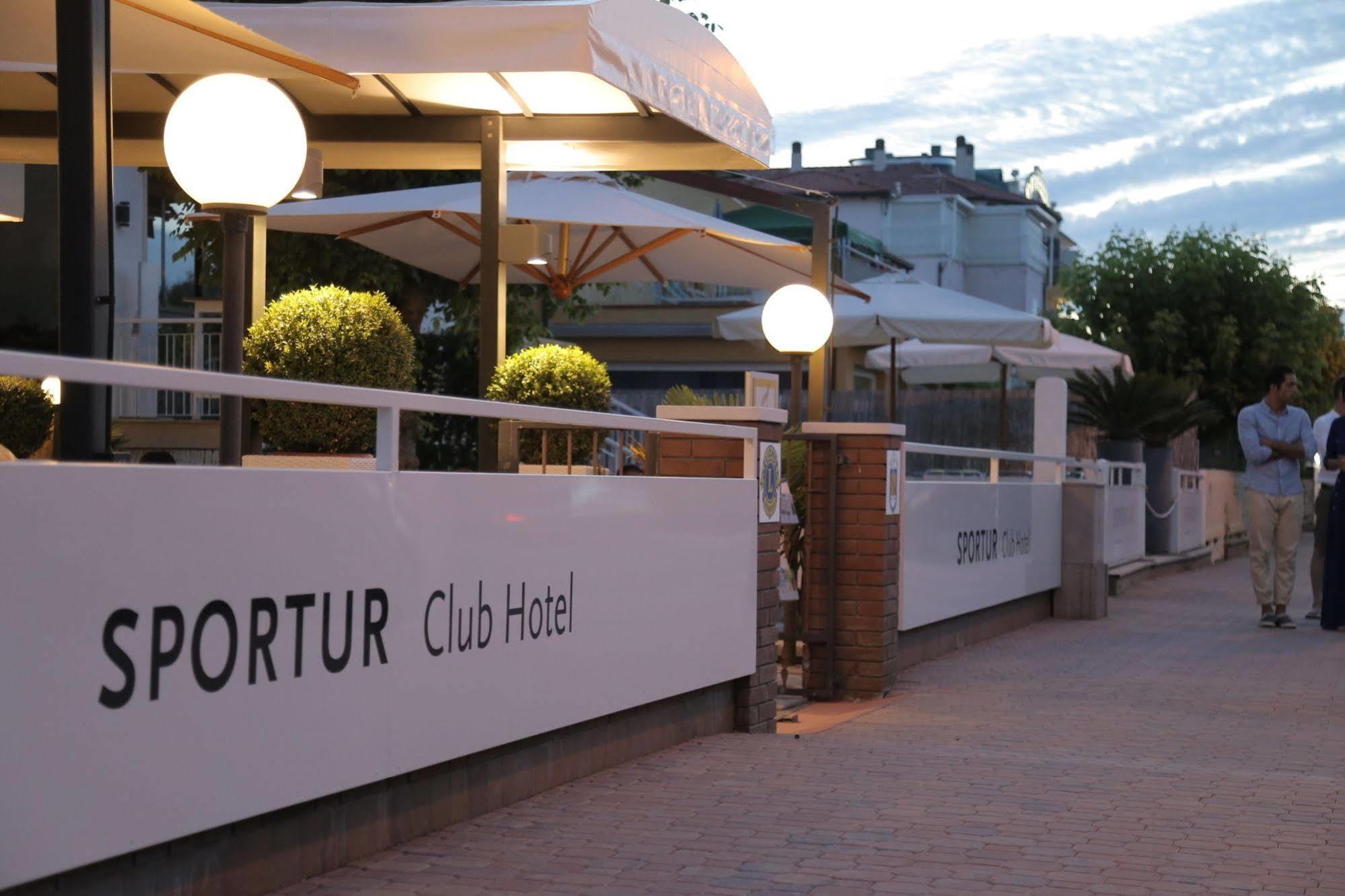 Sportur Club Hotel Cervia Bagian luar foto